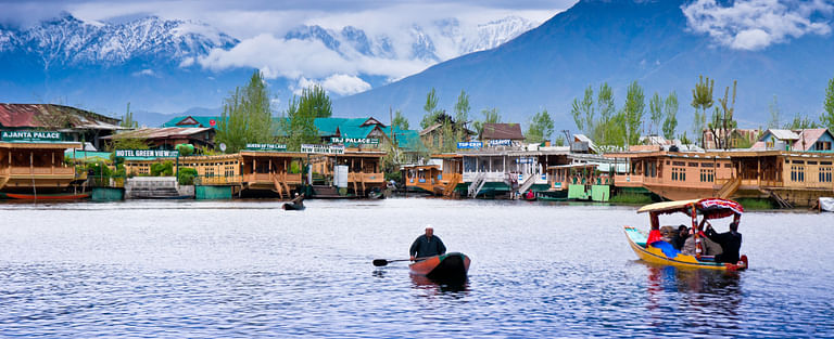 Kashmir House Boats Resort hosted by Club Mahindra 